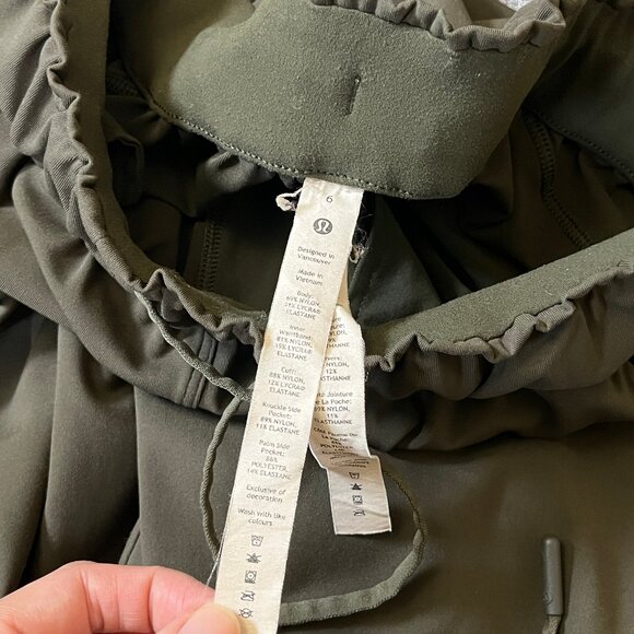 Lululemon Stretch High Rise Jogger Pants - Women's Size 6 - Green - Picture 5 of 10